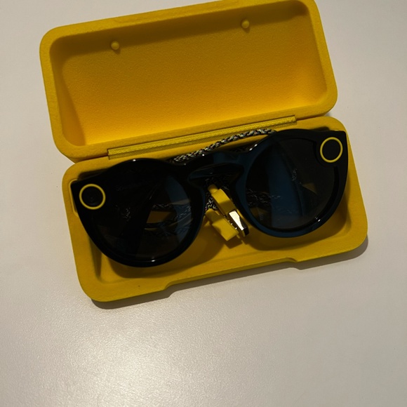 Snapchat Spectacles - Picture 2 of 3